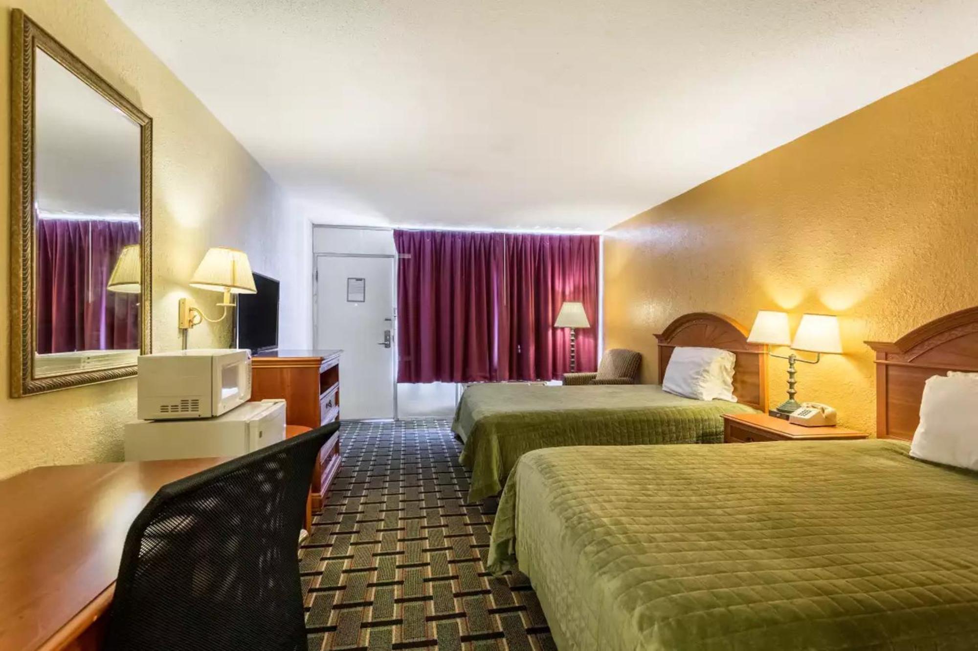Rodeway Inn Denmark-Jackson Luaran gambar