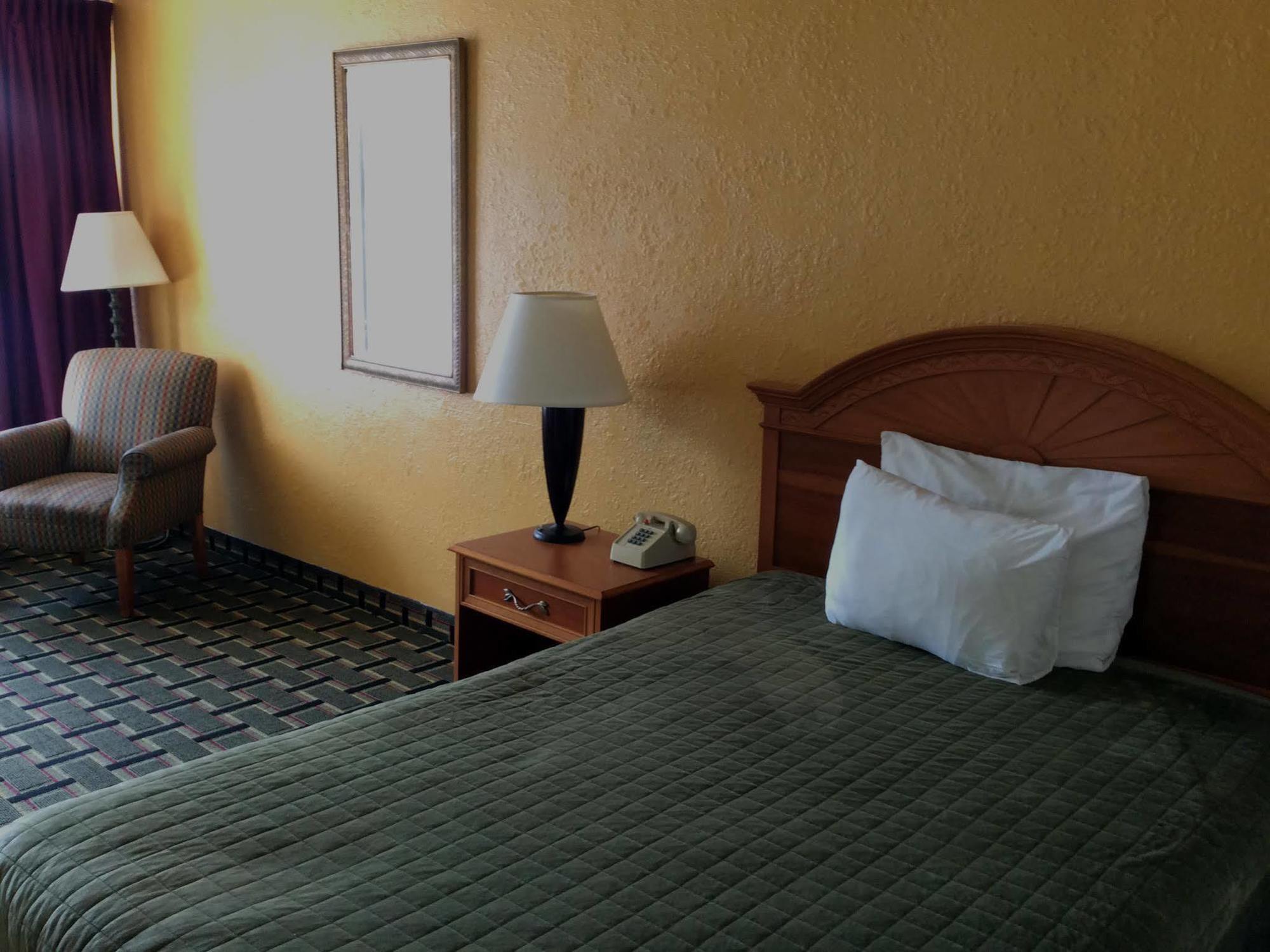 Rodeway Inn Denmark-Jackson Luaran gambar